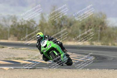 media/Nov-16-2025-Race Pace (Sun) [[8c5fa54630]]/Verified Riders/2-Turn 7 (945am)/